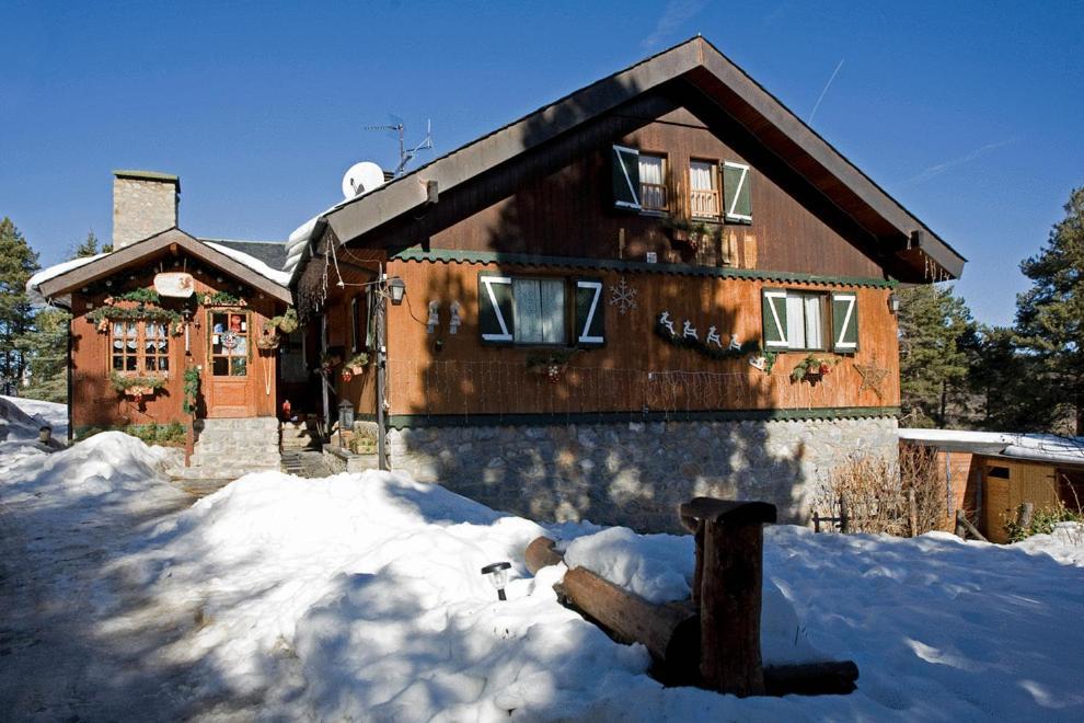 Niu Dels Falcons Bed & Breakfast La Molina  Luaran gambar