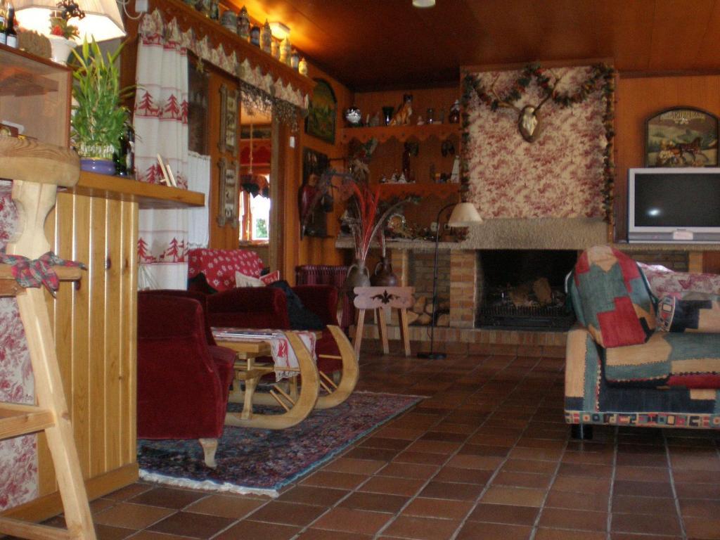 Niu Dels Falcons Bed & Breakfast La Molina  Luaran gambar